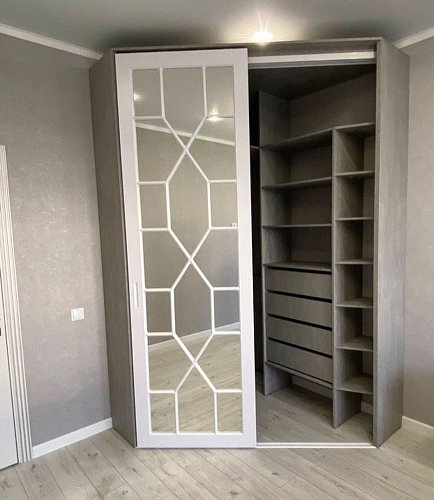 Шкаф-купе 10