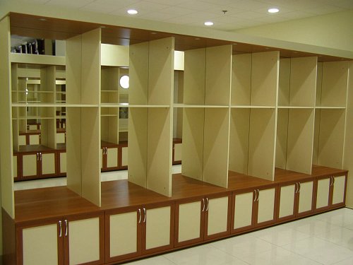 Стеллажи для продажи обуви