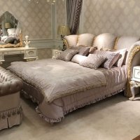 Спальня с прикроватными тумбочками