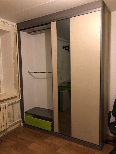 Шкаф-купе в прихожую