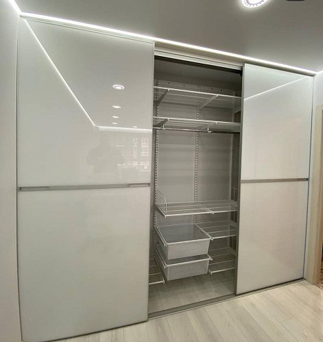 Шкаф-купе 13