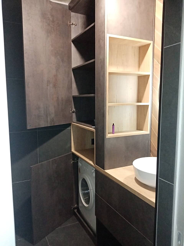 Шкаф для ванной комнаты