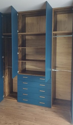 Шкаф синий