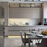 Угловая кухня с подсветкой , стиль hi-tech