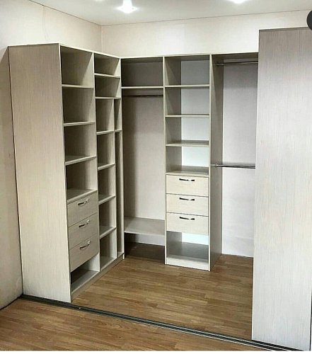 Шкаф-купе 12