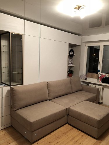 Шкаф-кровать с зонами для хранения 32