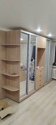 Шкаф-купе в детскую 2