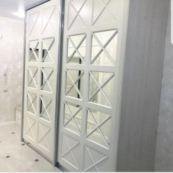 Шкаф белый 17