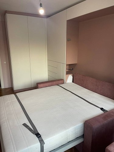 Кровать-трансформер с диваном встроенная в шкаф