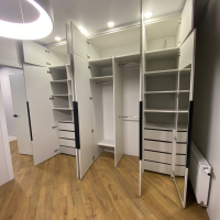 Шкаф в гостиную белый