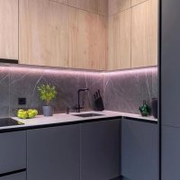 Современная линейная кухня в двух цветах